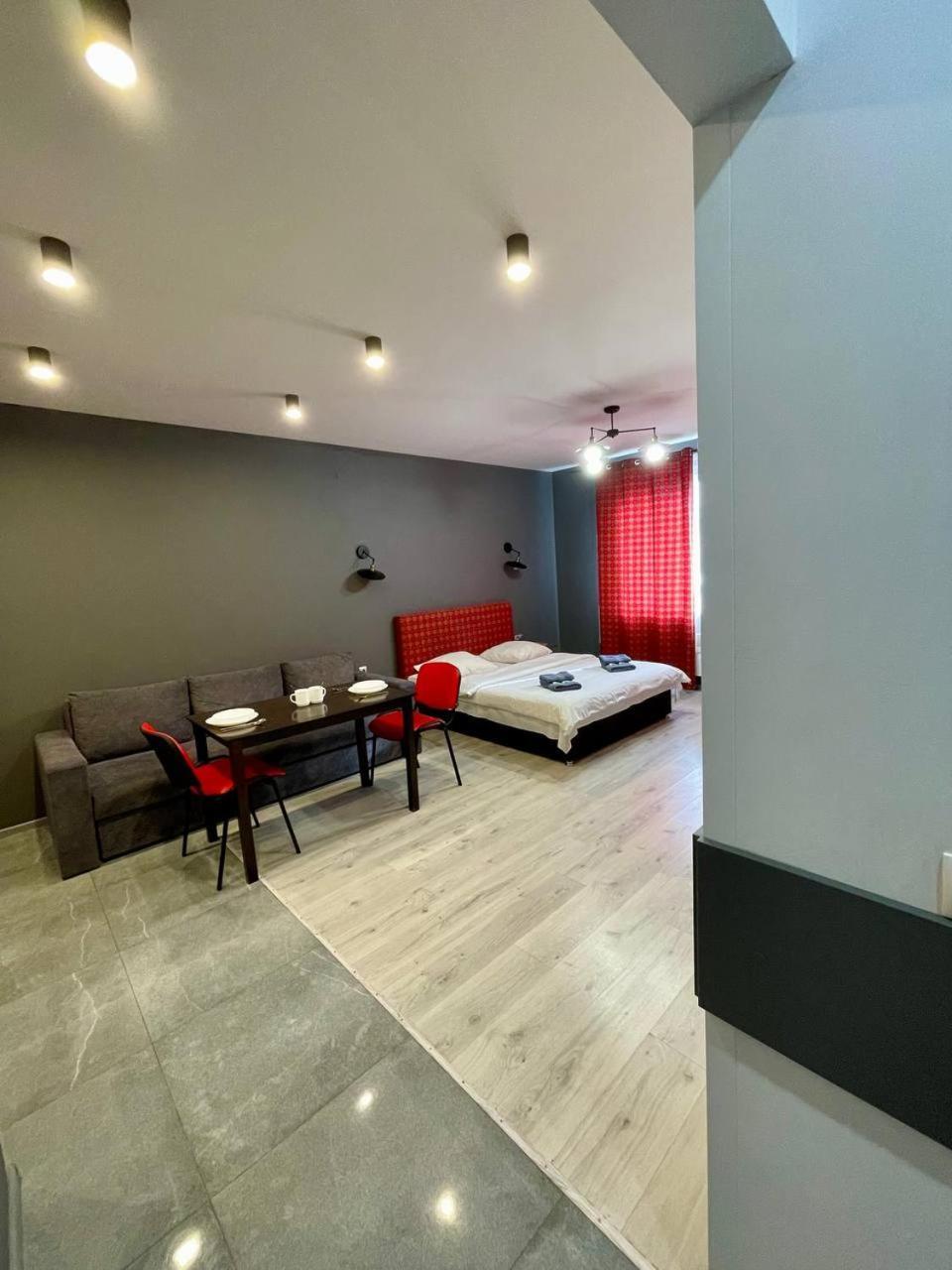 Апартаменты Yes Silver Uzjhorod Eksteriør billede